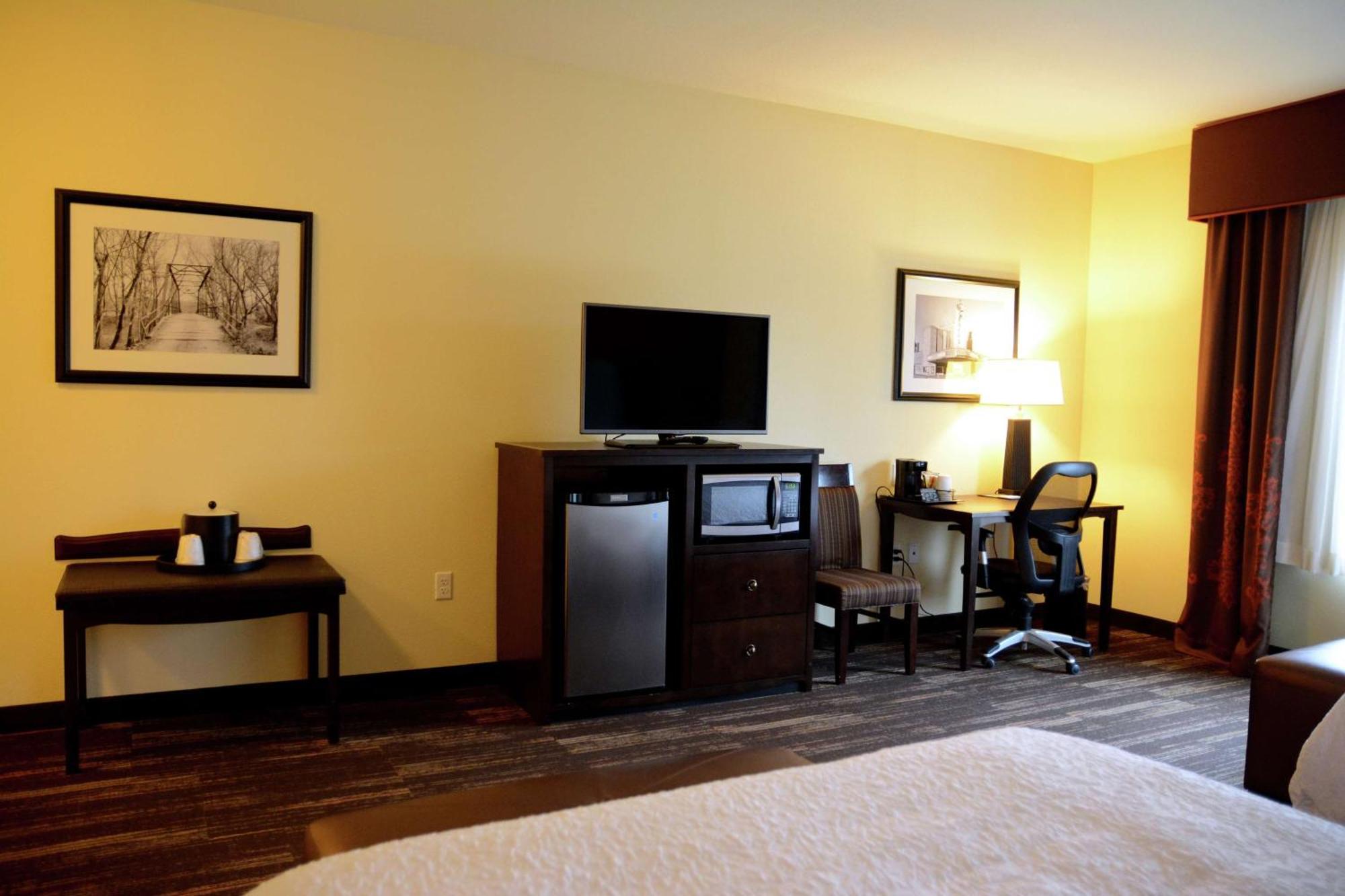 Hampton Inn פופלר בלאף מראה חיצוני תמונה